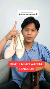 Sepatu Wedges Wanita Dewasa: Pilihan Terbaik untuk Tampilan Modis dan Nyaman