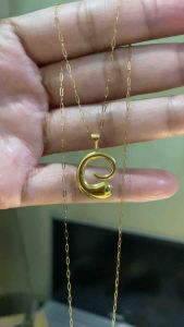 PAWNABLE 18K Saudi Gold Lightweight Mini Paperclip chain necklace with 18K Twirling Teardrop Pendant(Open Back) ✨