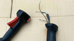 BNอะไหล่ชุดมือเร่งเครื่องตัดหญ้า🇯🇵🇯🇵+พร้อมข้องอของแท้ "ยี่ห้อ" [มารูยาม่า] MARUYAMA รุ่น MBC 411U ✓ทนทาน ✓งานคุณภาพ✓ระดับพรีเมี่ยม✓ตรงปก100%