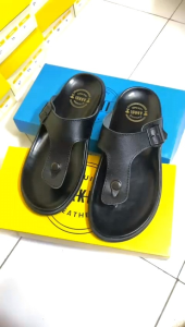 Sandal Kulit Pria Model Jepit Gesper Flipers