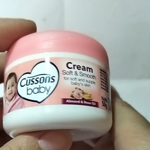 Cussons Bay Cream Soft and Smooth Almond and Rose Oil