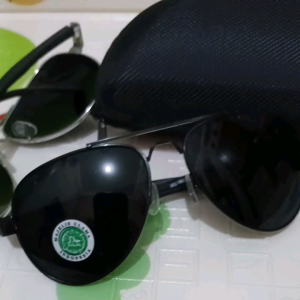 kaca mata retno poli 004 cocok untuk pria dan wanita