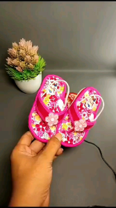 SANDAL ANAK BABY BUNYI MOTIF BUNGA 0/18 BULAN