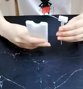 20ml Card-type Plastic Spray Bottle