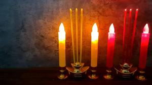 ชุดธูปเทียนกระถางเล็ก ราคาประหยัด