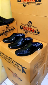 LOZTA Sepatu Selop Bustong Pria Kulit Size 39 43