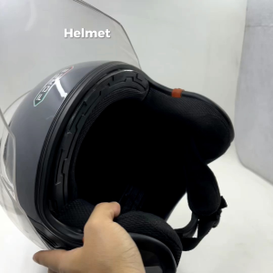 FORCE Helmet Cleaner Pembersih Helm dan Visor Kaca Antibacterial Aman Untuk Permukaan Gloss Doff Isi 55 ml
