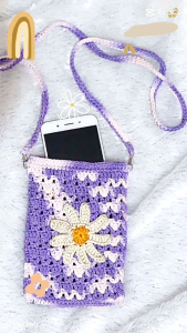 Tas Rajut Camelia: Desain Unik & Slingbag Tas HP