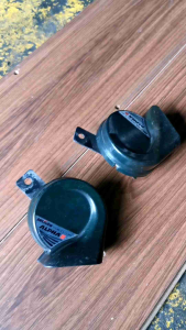 Mitsuba Alpha II Horn (Pair) Japan Surplus Orig "Preloved"