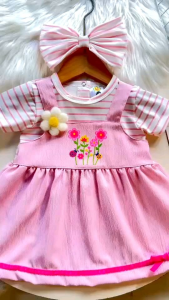 ชุดเดรสกระโปรงเอี๊ยมชมพูงานปักน่ารัก+โบว์คาด(เด็กแรกเกิด-2ขวบ)