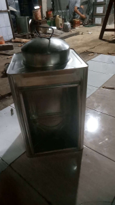 kaleng kerupuk yang di warung blm di cet 23x23x35