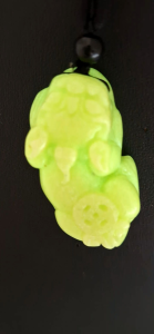 สร้อยคอปี่เซียะ หินเรืองแสง