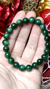 High Grade Shiny pieces Green Strawberry Starlight Quartz Bracelet 8mm +  精品共生祖母绿闪片绿草莓晶星光绿草莓手串 8mm+