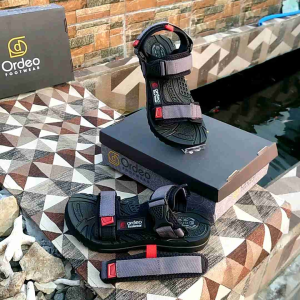 Sandal Gunung Berkualitas Premium Terbaru Kekinian