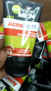 GARNIER MEN Acno Fight anti acne scrub un foam 100ml original 100%