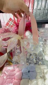 กระเป๋าถือ กระเป๋ากันน้ำ Womens Tote Bag ลายดอกเดซี่ กระเป๋าหิ้วสตรี กระเป๋าใส ถุงใส ใส่ของขวัญ กระเป๋าผู้หญิง