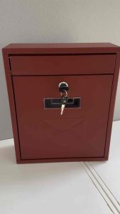 ตู้จดหมายเหล็ก