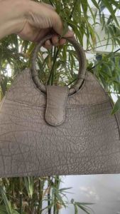 Túi 2hand xách tay phom hộp da.linh.duong thật cực đẹp của Nhật rất phong cách -T544