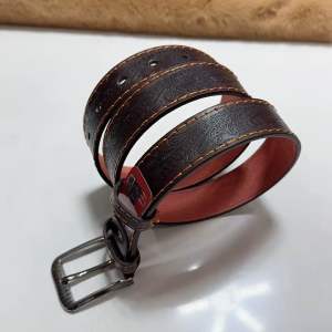 เข็มขัดหนํงพียู สำหรับผู้ชาย ใส่ไปทำงาน ใส่ไปเที่ยว ใส่อยู่บ้าน ใส่ได้ทุกวัน