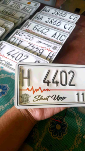 Plat Nomor Akrilik