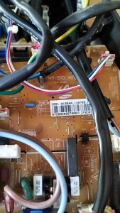 แผงวงจรคอยล์เย็นแอร์ SAMSUNG Part No:DB92-02870B อะไหล่แท้อะไหล่ถอด