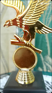 Piala Lomba Burung Berkicau: Tropy Kejuaraan Lomba Bird