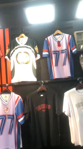 Kaos Jersey Street Wear & Jersey Olahraga: Pilihan Terbaik untuk Anda
