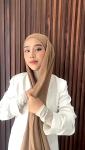 Aila Pashmina Inner / Pasmina 2 in 1 Tanpa label