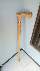 Tongkat Jalan Kayu Cendana Motif Cula Profil Bubut H430