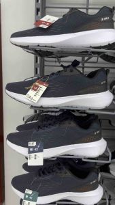 รองเท้าวิ่ง รองเท้าวิ่งชาย (250 รีวิวจากลูกค้าเป็นประกัน) รองเท้าใส่วิ่ง ใส่สบาย กันกระแทก ซัพพอร์ทหัวเข่า ทนทาน น้ําหนักเบา มีไซส์ 39 - 47