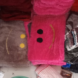 keset kaki/karakter smile/keset karakter