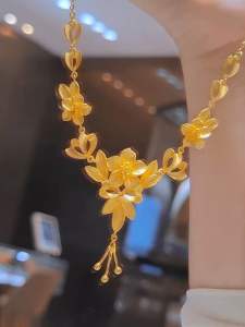 (Bebas beli 2 dapat bonus) COD K87 Kalung Nikah Bunga Pita Mewah Titanium Wanita Korea