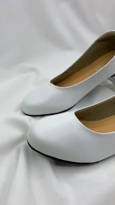 (D104-W) รองเท้าคัทชูผู้หญิง DUDE หัวมน ส้นแบน สีขาว รองเท้าพยาบาล ถูกระเบียบ คัทชูนักศึกษา (พร้อมส่ง มีเก็บปลายทาง)