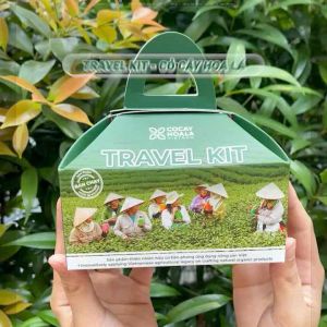 Set mini du lịch gồm dầu gội gừng sả - sữa tắm gừng nghệ - sửa rửa mặt - dung dịch vệ sinh nhà COCAYHOALA - rất tiện đem đi du lịch hoặc cho người mới trải nghiệm sản phẩm