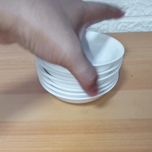 SET FOR 6 PIECES CERAMIC SOY DISH / SAUCER / microwaveable