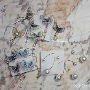 (1 PASANG) ANTING KUPU - KUPU BORDIR RUMBAI PERMATA / ANTING TUSUK MUTIARA / ANTING FASHION ELEGAN / ANTING GAYA KOREA / BUTTERFLY PEARL EARRYNG / GN5640