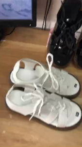 [Giá hủy diệt] Dép sandan học sinh đế dẻo xịn dây buộc cho học sinh  mẫu mới (fom rộng)