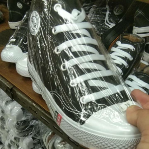 Sepatu Sekolah N/B Hitam Putih Sol Putih Produk Terlaris