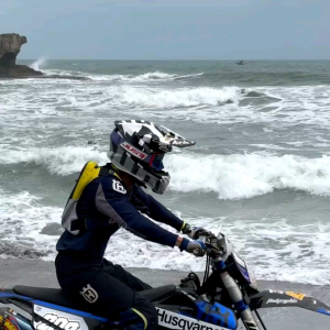 Tas Ransel Pria Hydropack Chestbag Husqvarna Otomotif Motocross Sepeda Trail Trabas Adventure Olahraga Outdoor Waterproof