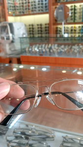 Kính viễn thị lão thị  gọng  dẻo titan đọc sách xem điện thoạiđi đường [gọng dẻo titanium tròng meka cao cấp đủ số từ +075 đến +400]