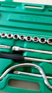 C10 ชุดบล็อค6เหลี่ยม32ชิ้น