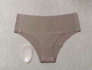 XS บิกินี่ปิดกีบอูฐพร้อมซิลิโคนไร้กาวไซส์ XS 34-36 นิ้ว - คลิกที่ลิงค์นี้เพื่อประเมินความแม่นยำของคุณ