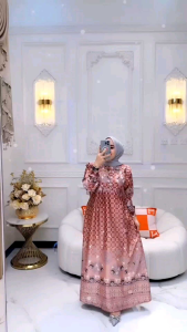 GAMIS LEBARAN TERBARU GAMIS SILK KEKINIAN GAMIS CANTIK ANGGUN
