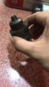 Mũi khoan  mang ranh đầu 6.5mm ra vào ok bán như hình