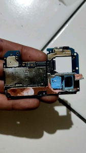 Mesin Infinix Hot 50i X6531B kondisi mati untuk bahan