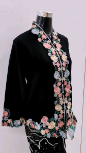 🔥ONE SET🔥KEBAYA NYONYA SULAM MODERN RAYA 2026 KAIN INSTANT PARIO ( TERUS SARUNG) READY KL