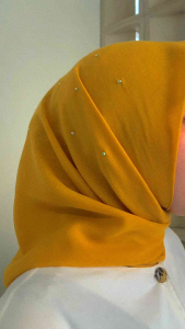 Hijab segi empat paris tasel premium payet tabur swarovski/Kerudung paris jadul premium payet kaca