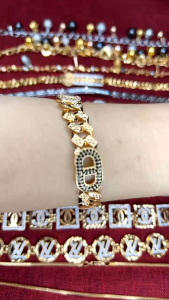Gelang Rantai Permata Warna Gold