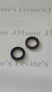 seal balancer L300 original bawaan mobil (harga perbiji) MD343565 / sil as balancer L300D / oil seal balansaf L300 / oil sil balancer kuda / sil balancer besar L300 warna coklat / sil balancer pajero sport / seal balansaf pajero