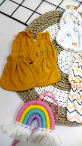 Husna Baby - 3 Pasang Sarung Tangan dan 3 Pasang Sarung Kaki Bayi Seri Kubus